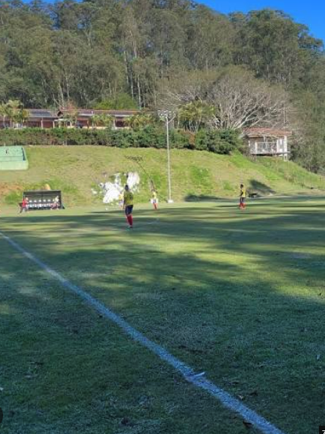 Campo esportivo em Aldeia da Serra